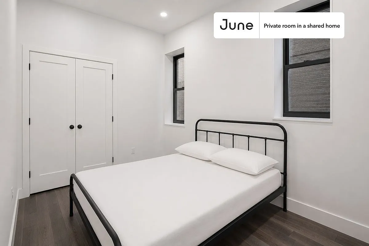 Full bedroom in 4 bed/1 bath home in Prospect Lefferts Gardens #377 A — Photo 1