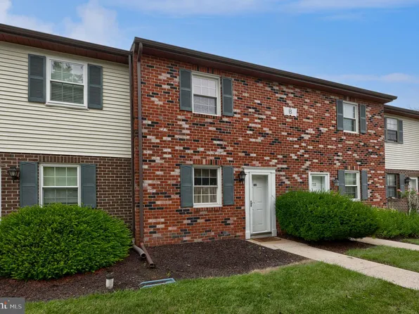 1731 Baron Dr, York, PA 17408