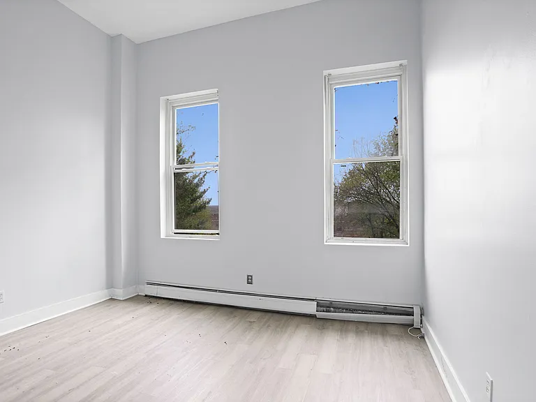 47 Ten Broeck St #B — Photo 19