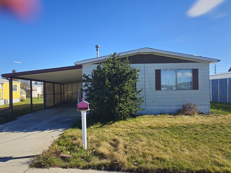 1st image of 107 Blue Bird Dr