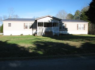 1905 Whites Chapel Rd, Gadsden, AL 35901
