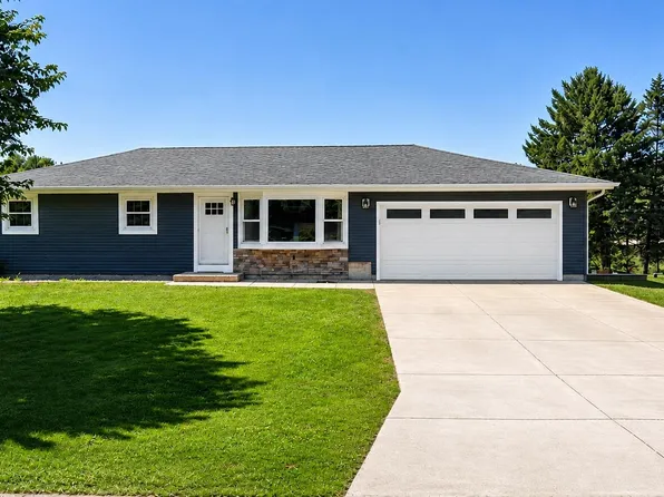 4769 Eisenhower St, Oregon, WI 53575