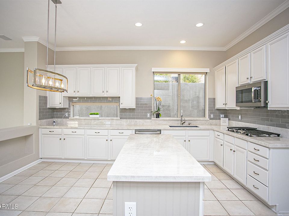 1st image of 16506 N 106th Pl