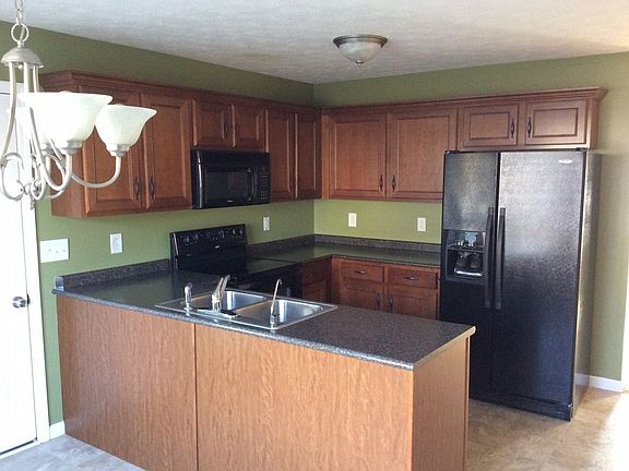 5th image of 1545 Apache Way