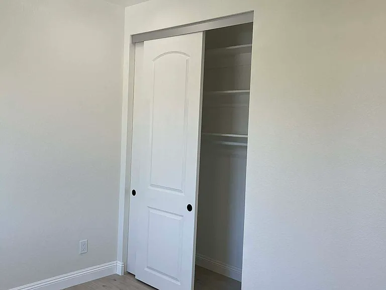 5337 Saxon St — Photo 9