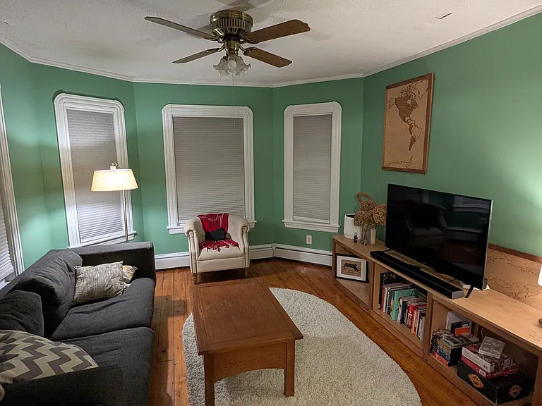 14 Wall St #1 — Photo 1