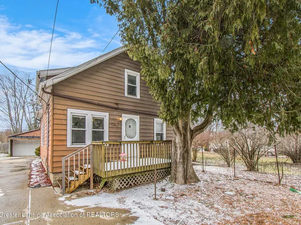 2915 Creston Ave, Lansing, MI 48906