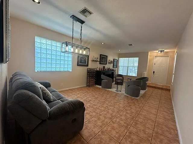 5201 Sancerre Cir — Photo 14