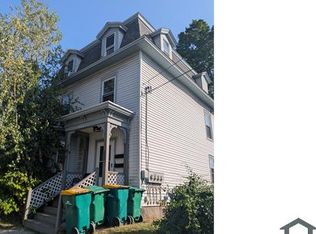 220 N Main St #B, Rochester, NH 03867