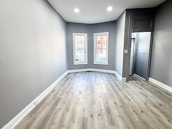 3rd image of 2820 Woodbrook Ave