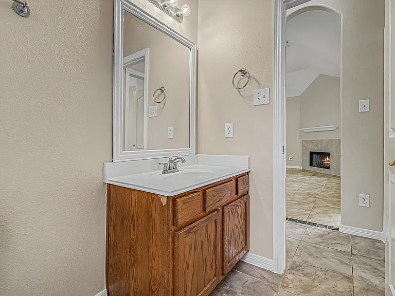 3030 Peerless Pass Ct — Photo 32