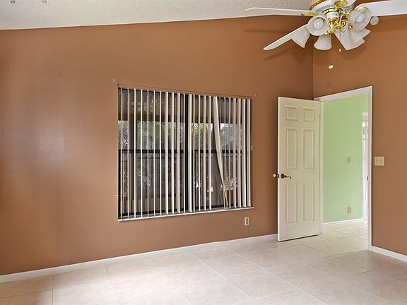 5th image of 4779 Brighton Lakes Blvd
