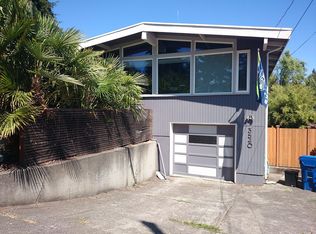 3540 SW Rose St, Seattle, WA 98126