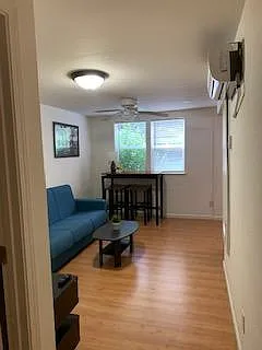1114 Villa St #6 — Photo 9