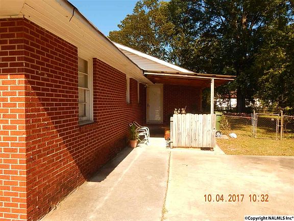 5th image of 1200 Meadow Dr NW