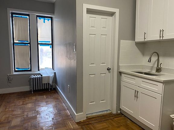 5th image of 2150 Bedford Ave APT A5s