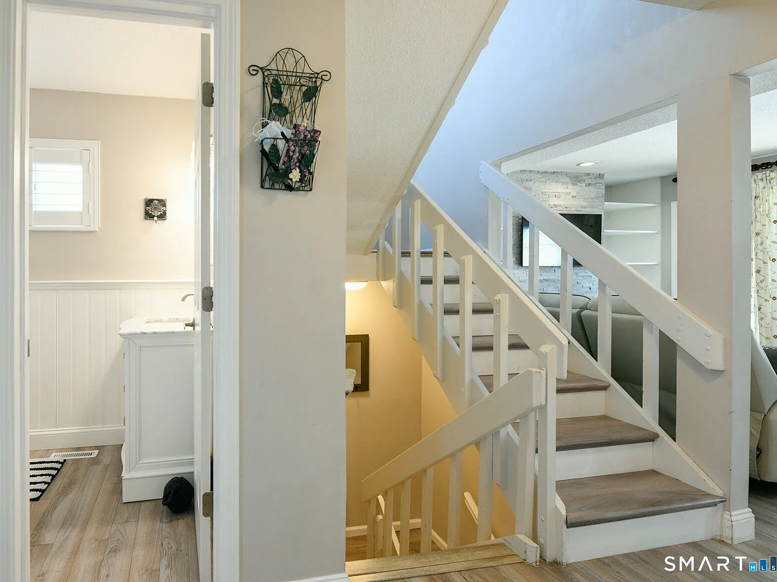 3 bed, 2.5 bath, 2129 sqft, $3,800 — Photo 4