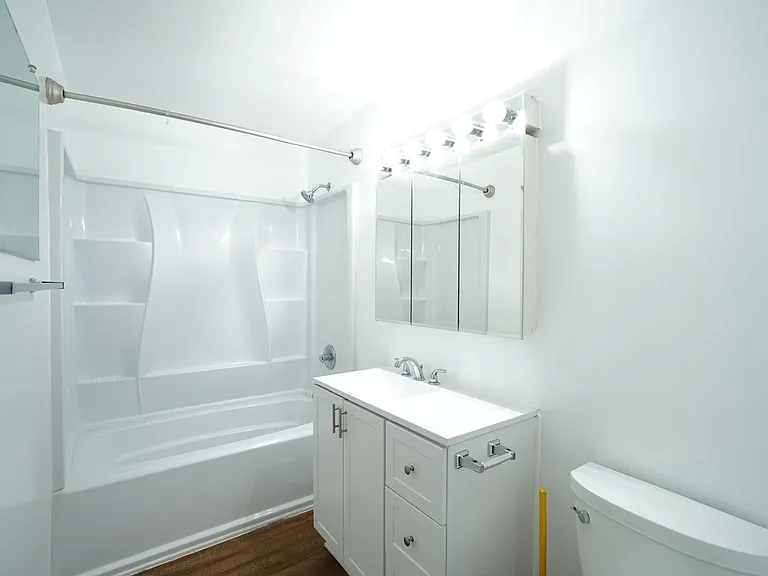 220 Lilac Ct — Photo 23