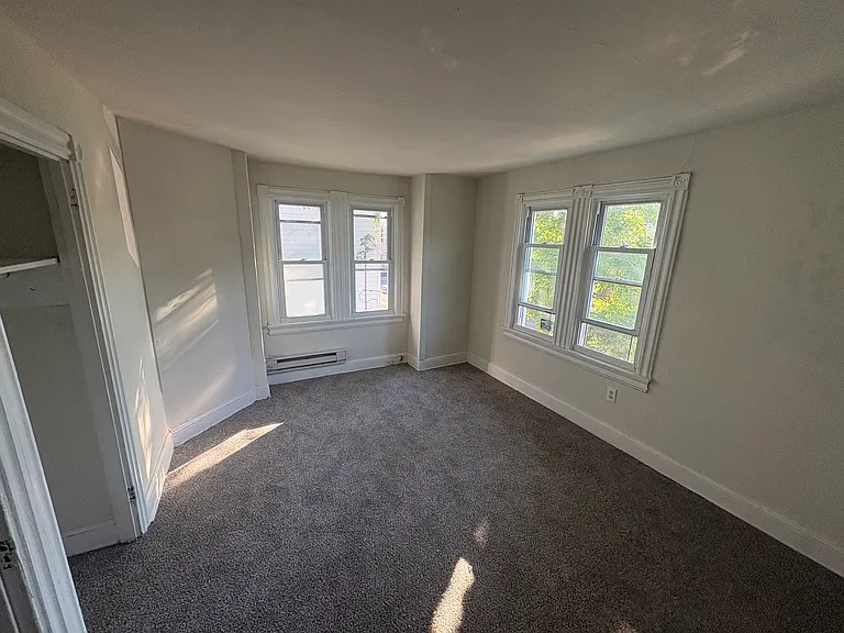 633 New Buckley St #1 — Photo 9