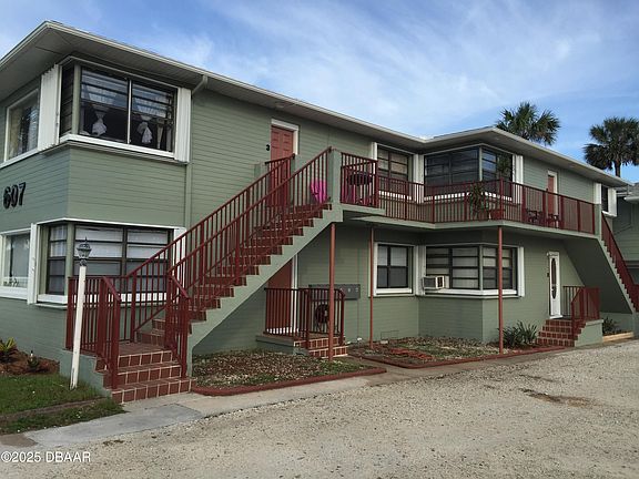 2nd image of 607 Jessamine Blvd APT 4