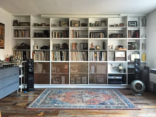 Rented by Red Star New York | media 2