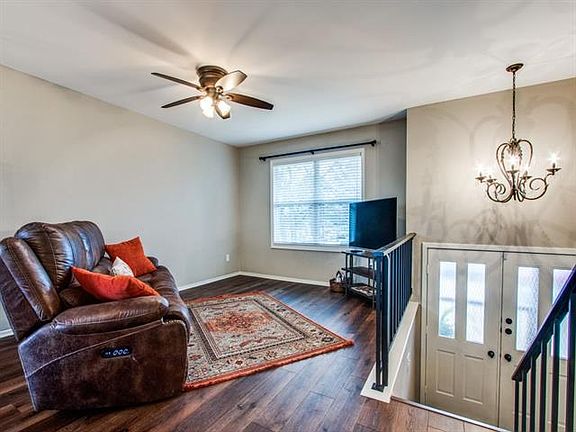 4th image of 4429 Bluestem St