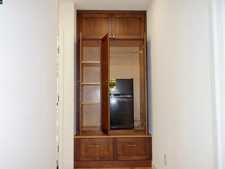 2591 Walnut Blvd #ADU — Photo 7