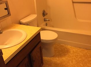 4517 51st St #1, Des Moines, IA 50310