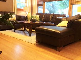 740 Oakwood Ave, Oconomowoc, WI 53066