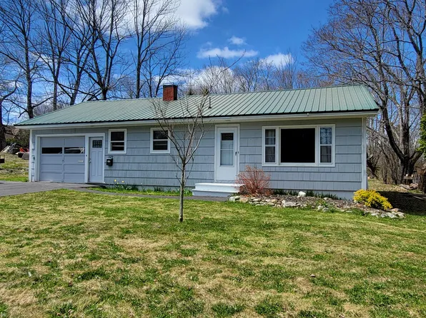 129 South Street, Calais, ME 04619