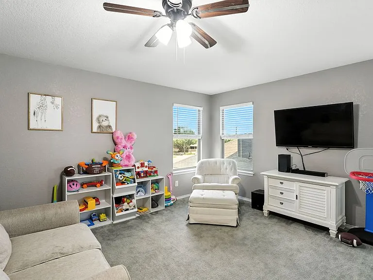 208 Gatewood Clf — Photo 23