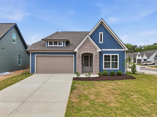 1557 Storyvale Ln, Hixson, TN 37343