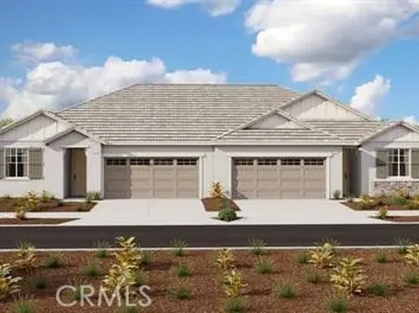 24067 Hillcrest Dr, Corona, CA 92883