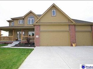 19409 Josephine St, Gretna, NE 68028