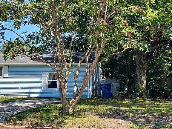 2nd image of 344 Aragona Blvd