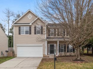 5330 Stowecroft Ln, Raleigh, NC 27616