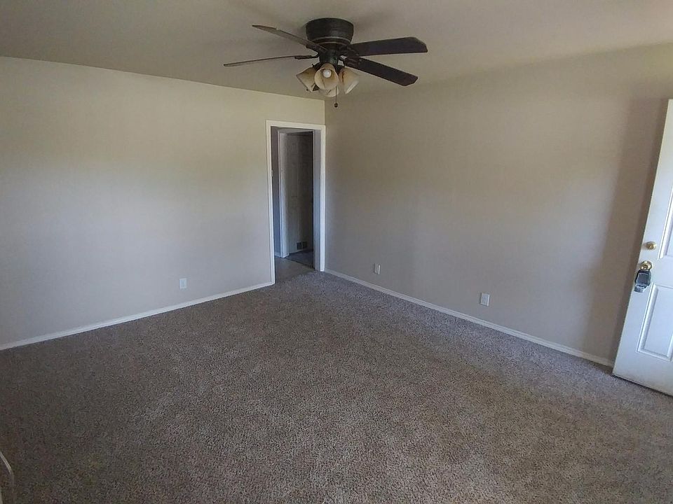 1st image of 3301 Herring Ave #3301
