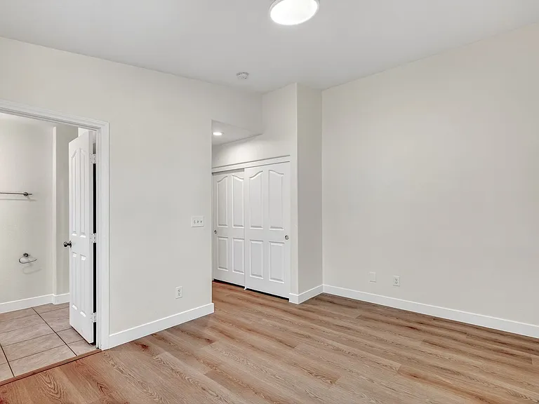 3021 Aloha Ave — Photo 16