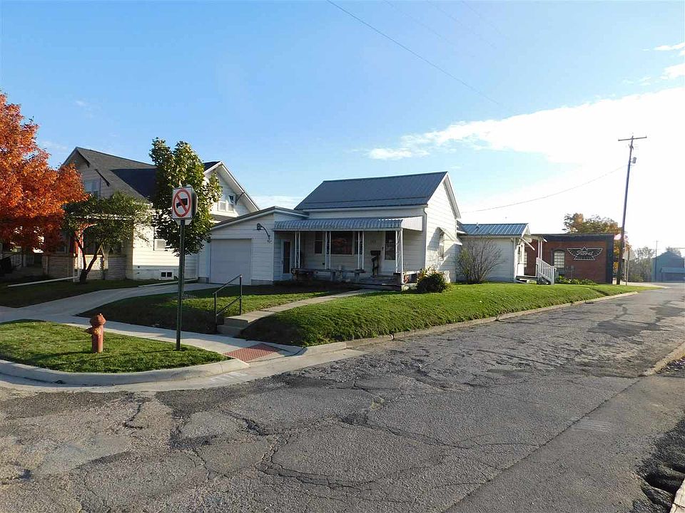 202 N Page St, Monona, IA 52159 Zillow