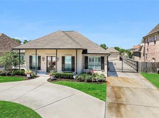 130 Chapel Hill Rd, Belle Chasse, LA 70037