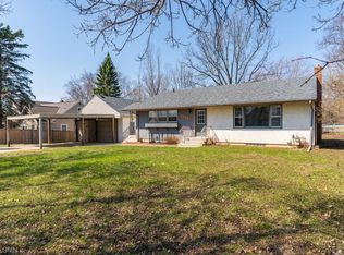 1951 Hazelwood St N, Maplewood, MN 55109