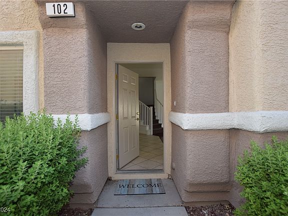 4th image of 1138 Grass Pond Pl #102