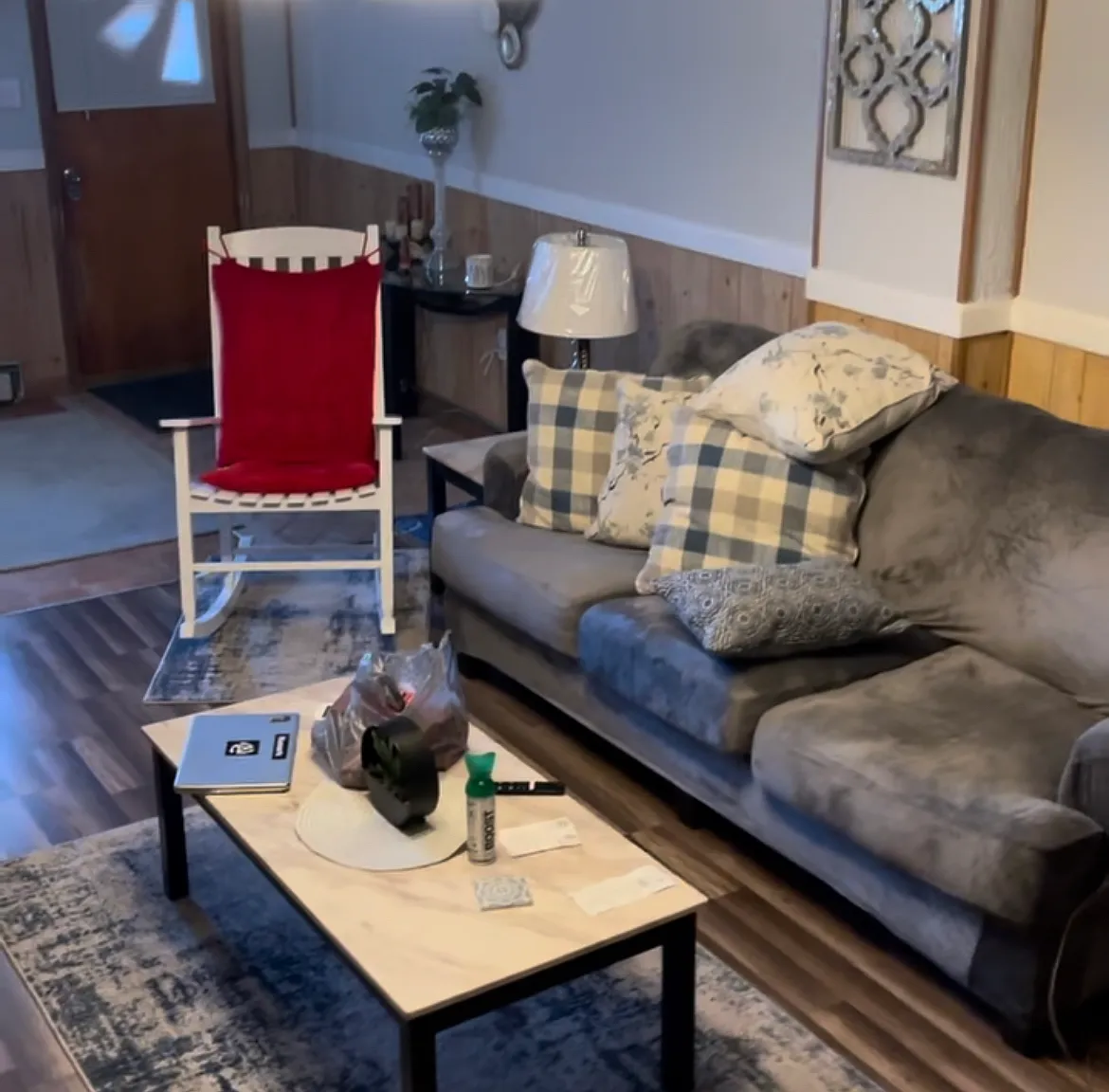 4 bed, 1316 sqft, $1,300 — Photo 3