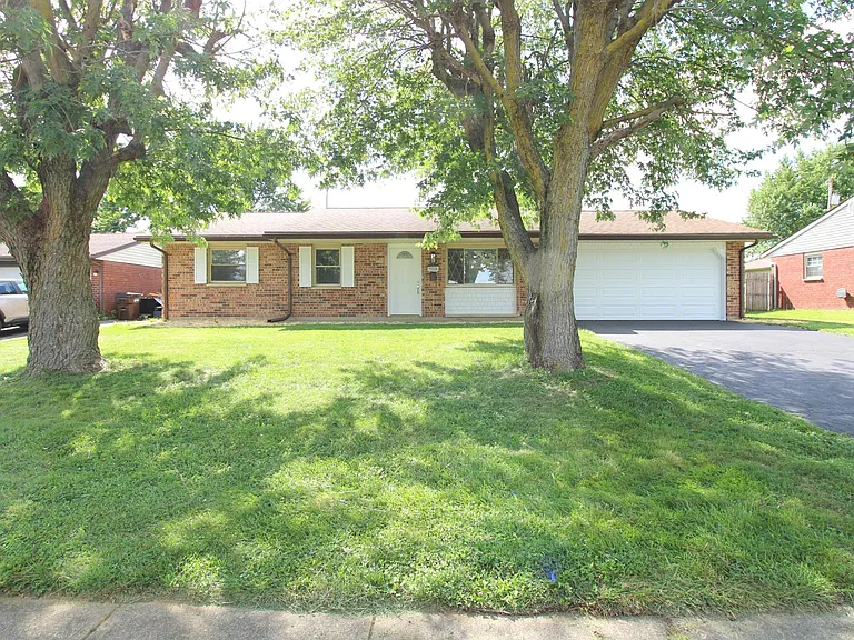 1529 Texas Dr — Photo 26