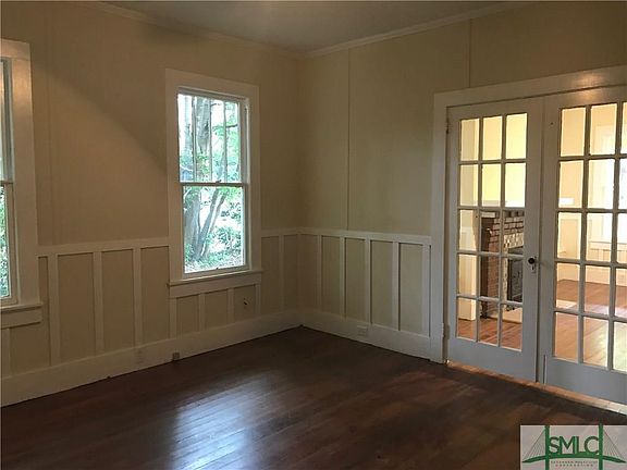3rd image of 18 W Jones Ave