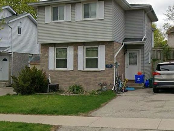 2nd image of 461 Red River Dr
