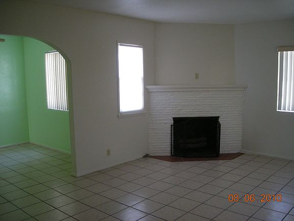4th image of 22307 Seine Ave