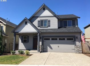 37135 Green Mountain St, Sandy, OR 97055