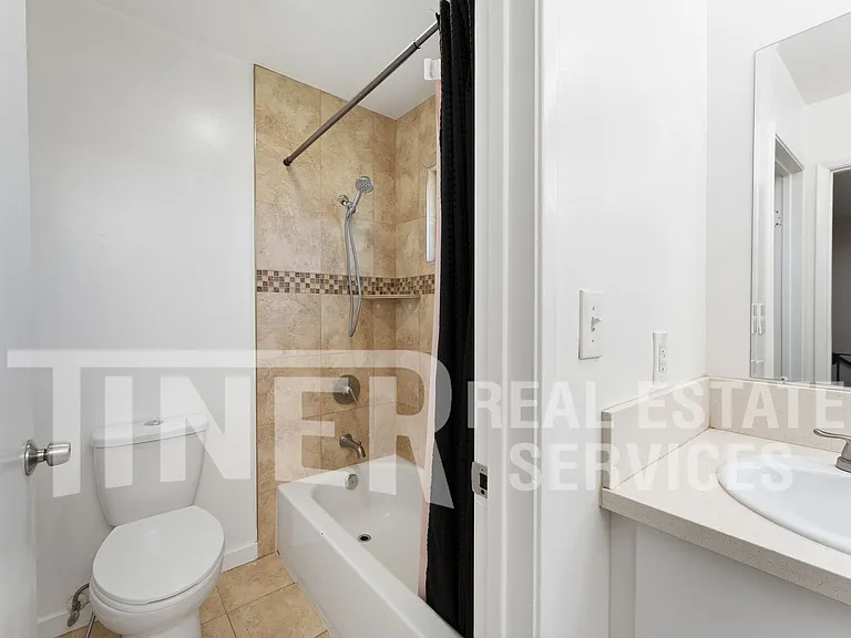 6167 Oakgreen Cir — Photo 17