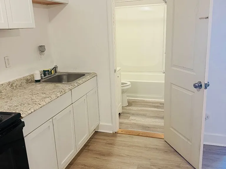 59 Ontario St — Photo 10